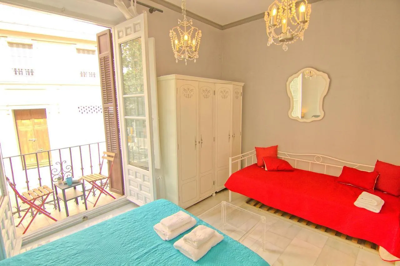 Low Cost Rooms Teatro Málaga Pansiyon