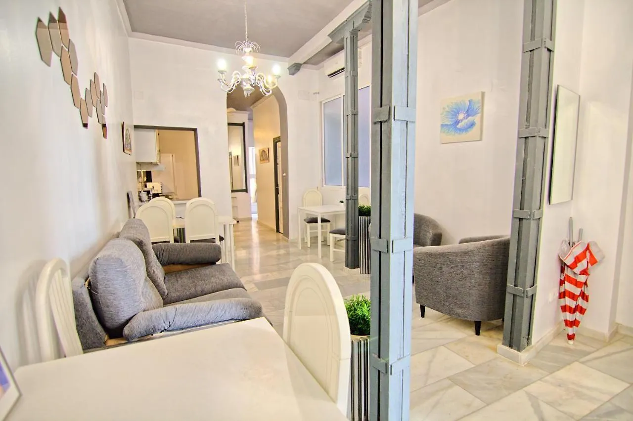 Low Cost Rooms Teatro Málaga Pansiyon